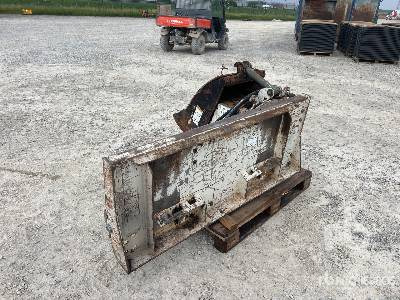 SIMEX PL400 - Attachment for Skid steer loader: picture 2 SIMEX PL400 - Attachment for Skid steer loader: picture 2