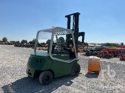 CESAB MAK 450 4500 kg - Electric forklift: picture 3 CESAB MAK 450 4500 kg - Electric forklift: picture 3