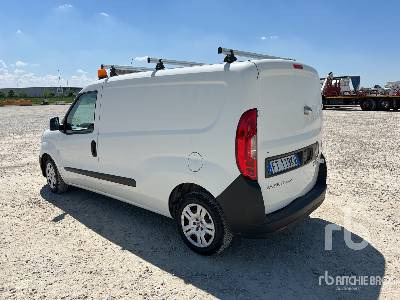 FIAT DOBLO CARGO MAXI 1.6 MULTIJET 16V 105 ... - Box truck: picture 2 FIAT DOBLO CARGO MAXI 1.6 MULTIJET 16V 105 ... - Box truck: picture 2