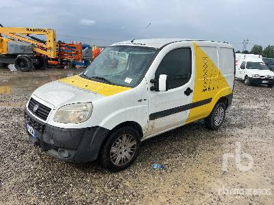 FIAT DOBLO - Box truck: picture 1 FIAT DOBLO - Box truck: picture 1
