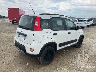 FIAT PANDA 4X4 - Car: picture 3 FIAT PANDA 4X4 - Car: picture 3