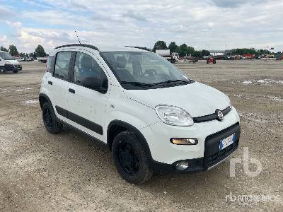 FIAT PANDA 4X4 - Car: picture 4 FIAT PANDA 4X4 - Car: picture 4
