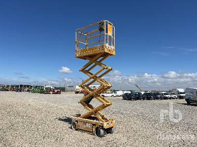 HAULOTTE OPTIMUM 8 Electric - Scissor lift: picture 3 HAULOTTE OPTIMUM 8 Electric - Scissor lift: picture 3