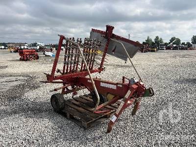 JF STOLL R370 DS - Tedder/ Rake: picture 2 JF STOLL R370 DS - Tedder/ Rake: picture 2