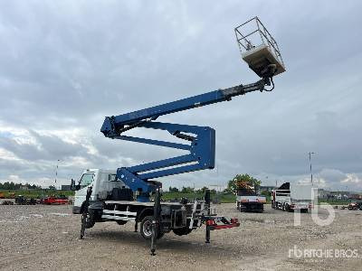 MITSUBISHI CANTER 6C15 2011 Socage DA 328 28 m on 4x2 - Truck mounted aerial platform: picture 2 MITSUBISHI CANTER 6C15 2011 Socage DA 328 28 m on 4x2 - Truck mounted aerial platform: picture 2