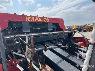 Round baler NEW HOLLAND BB960: picture 17