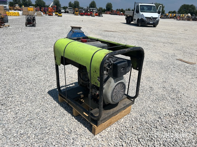 Pramac Portable Generator Set: <20kVA/16kW - Generator set: picture 3 Pramac Portable Generator Set: <20kVA/16kW - Generator set: picture 3