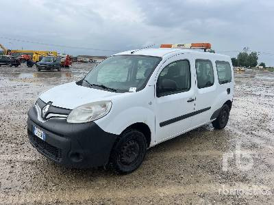 RENAULT KANGOO MAXI - Box truck: picture 1 RENAULT KANGOO MAXI - Box truck: picture 1