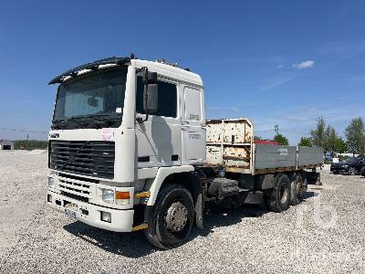 VOLVO F12 6x2 (Inoperable) - Dropside/ Flatbed truck: picture 2 VOLVO F12 6x2 (Inoperable) - Dropside/ Flatbed truck: picture 2