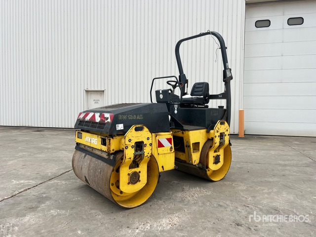 2006 Bomag BW138AD Compacteur Vibrant Tandem Double Drum Roller - Road roller: picture 2 2006 Bomag BW138AD Compacteur Vibrant Tandem Double Drum Roller - Road roller: picture 2