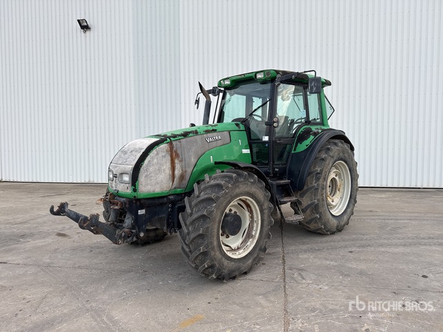 2006 Valtra T140 4x4 Tracteur Argicole 4WD Tractor - Farm tractor: picture 1 2006 Valtra T140 4x4 Tracteur Argicole 4WD Tractor - Farm tractor: picture 1