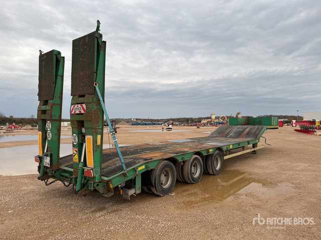 2008 Actm S46315 Tri/A Remorque Porte-Engin Lowboy Trailer - Low loader semi-trailer: picture 4 2008 Actm S46315 Tri/A Remorque Porte-Engin Lowboy Trailer - Low loader semi-trailer: picture 4
