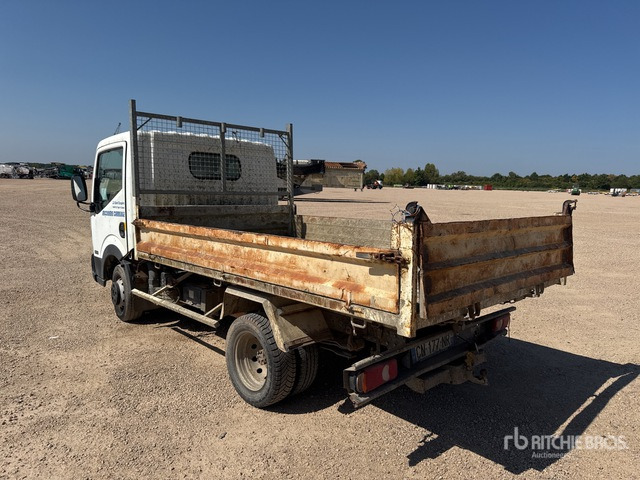 2008 Nissan Cabstar 35.13 Camion Benne (Inoperable) Dump Truck: Light Duty - Tipper: picture 4 2008 Nissan Cabstar 35.13 Camion Benne (Inoperable) Dump Truck: Light Duty - Tipper: picture 4
