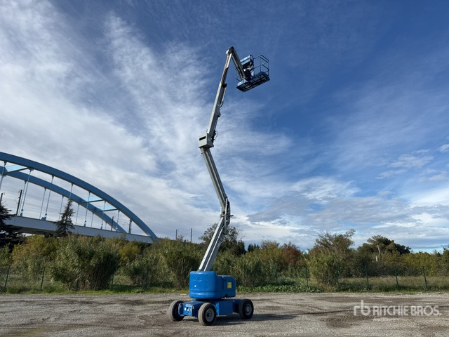 2012 Genie Z45/25J 2WD Electric Nacelle Articulee ... Articulating Boom Lift - Articulated boom: picture 2 2012 Genie Z45/25J 2WD Electric Nacelle Articulee ... Articulating Boom Lift - Articulated boom: picture 2