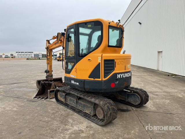 2017 Hyundai R60CR-9A Mini-Pelle Mini Excavator: <6.6t - Mini excavator: picture 3 2017 Hyundai R60CR-9A Mini-Pelle Mini Excavator: <6.6t - Mini excavator: picture 3