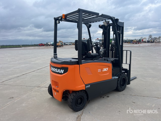 2023 Doosan B30X-7 PLUS 3000 kg (Unused) Electric Forklift - Electric forklift: picture 4 2023 Doosan B30X-7 PLUS 3000 kg (Unused) Electric Forklift - Electric forklift: picture 4