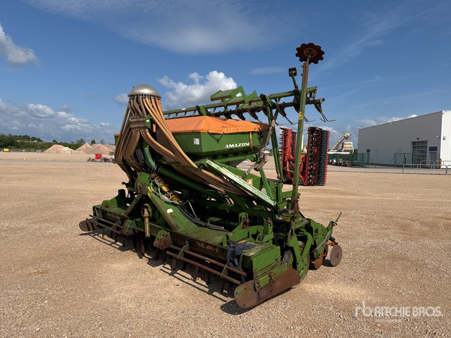 Amazone ADP402 Power Harrow - Flail mower/ Mulcher: picture 3 Amazone ADP402 Power Harrow - Flail mower/ Mulcher: picture 3