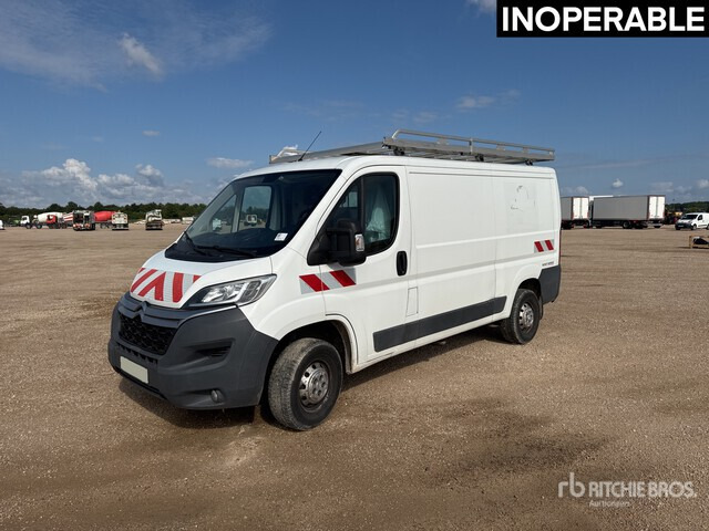 Citroen Jumper Cargo Van - Small van: picture 1 Citroen Jumper Cargo Van - Small van: picture 1