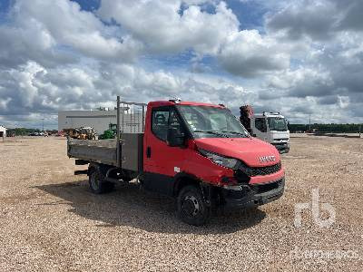 IVECO Camion Benne (Inoperable) - Tipper: picture 4 IVECO Camion Benne (Inoperable) - Tipper: picture 4
