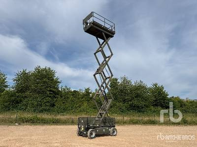 JLG M3369 Nacelle Ciseaux Hybrid - Scissor lift: picture 2 JLG M3369 Nacelle Ciseaux Hybrid - Scissor lift: picture 2