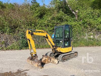 KOMATSU PC26MR3 Mini-Pelle - Mini excavator: picture 1 KOMATSU PC26MR3 Mini-Pelle - Mini excavator: picture 1