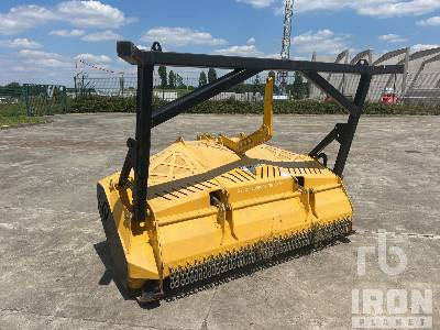 RABAUD XYLOR 2000/200 3-Point Hitch Broyeur Forestier - Wood chipper: picture 3 RABAUD XYLOR 2000/200 3-Point Hitch Broyeur Forestier - Wood chipper: picture 3