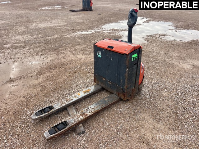 Toyota Pallet Jack - Pallet truck: picture 1 Toyota Pallet Jack - Pallet truck: picture 1