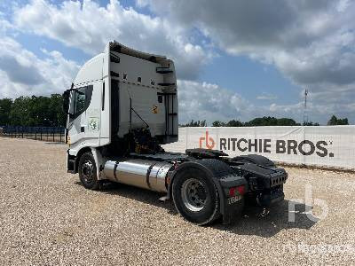 IVECO STRALIS 460 NP 4x2 Tracteur Routier Avec Couchette - Tractor unit: picture 2 IVECO STRALIS 460 NP 4x2 Tracteur Routier Avec Couchette - Tractor unit: picture 2