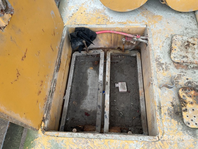 1999 Cat 771D Haul Truck - Rigid dumper/ Rock truck: picture 4 1999 Cat 771D Haul Truck - Rigid dumper/ Rock truck: picture 4