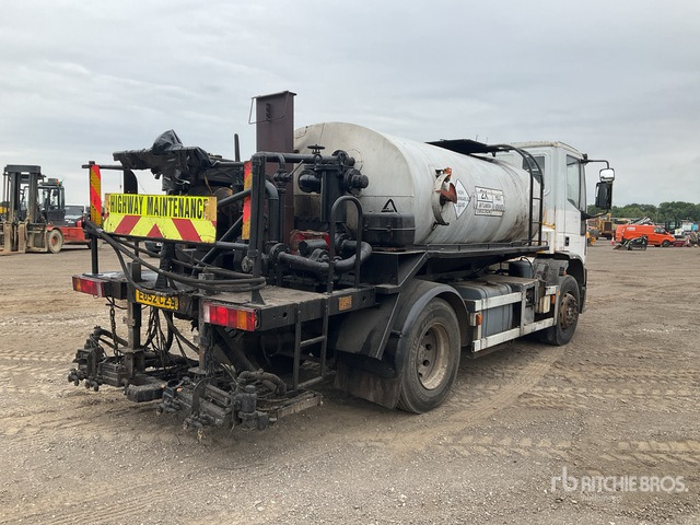 2002 Iveco Tector 4x2 Asphalt Distributor Truck - Asphalt distributor: picture 4 2002 Iveco Tector 4x2 Asphalt Distributor Truck - Asphalt distributor: picture 4