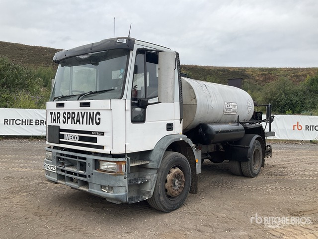 2002 Iveco Tector 4x2 Asphalt Distributor Truck - Asphalt distributor: picture 1 2002 Iveco Tector 4x2 Asphalt Distributor Truck - Asphalt distributor: picture 1