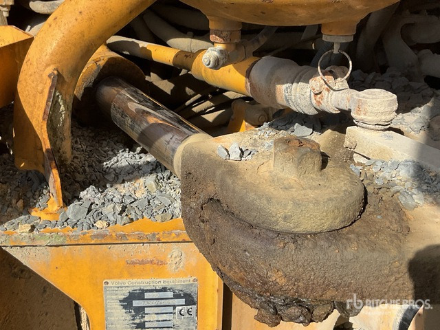 Articulated dumper 2005 Volvo A30D 6x6 Articulated Dump Truck: picture 6 Articulated dumper 2005 Volvo A30D 6x6 Articulated Dump Truck: picture 6