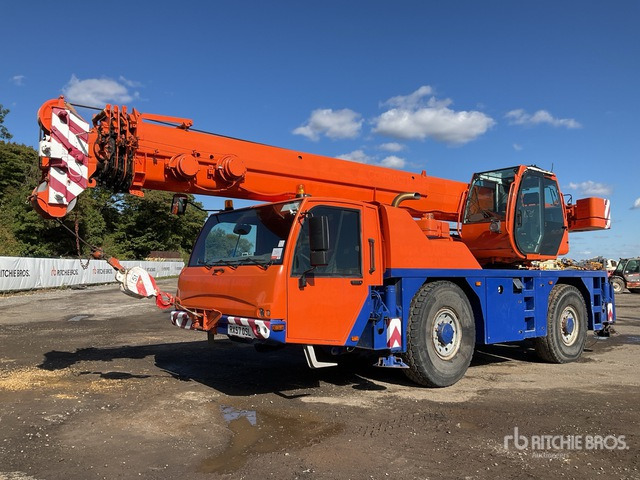 2008 Terex Demag AC40/2L 5 t 4x4 All Terrain Crane - All terrain crane: picture 1 2008 Terex Demag AC40/2L 5 t 4x4 All Terrain Crane - All terrain crane: picture 1