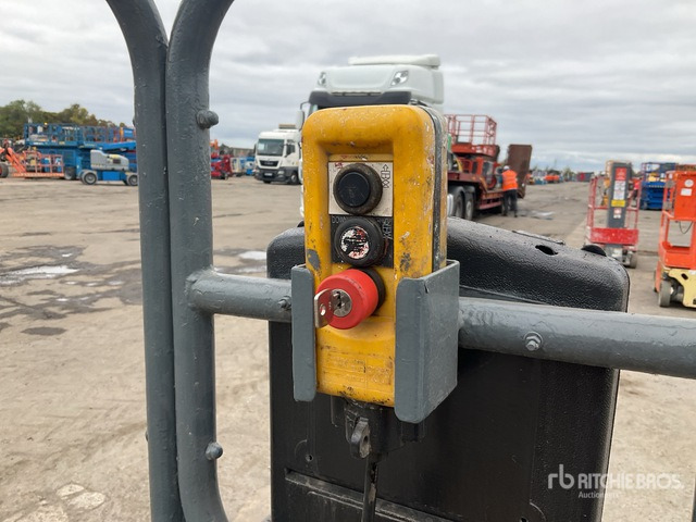 2010 POP UP PLUS POP UP PLUS Scissor Lift Scissor Lift - Scissor lift: picture 5 2010 POP UP PLUS POP UP PLUS Scissor Lift Scissor Lift - Scissor lift: picture 5