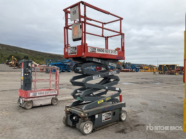 2010 Skyjack SJIII3219 Electric Scissor Lift - Scissor lift: picture 2 2010 Skyjack SJIII3219 Electric Scissor Lift - Scissor lift: picture 2