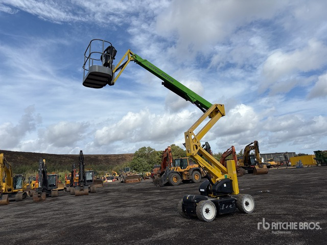 2013 Nifty-Lift HR15NDE 2WD Hybrid Articulating Boom Lift - Articulated boom: picture 1 2013 Nifty-Lift HR15NDE 2WD Hybrid Articulating Boom Lift - Articulated boom: picture 1