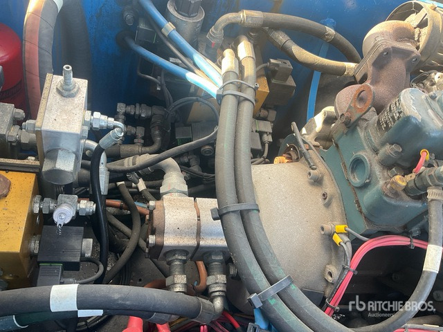 2013 Nifty-Lift HR15NDE 2WD Hybrid Articulating Boom Lift - Articulated boom: picture 5 2013 Nifty-Lift HR15NDE 2WD Hybrid Articulating Boom Lift - Articulated boom: picture 5