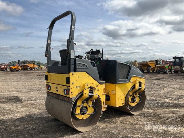 2014 Bomag BW135AD-5 Double Drum Roller - Road roller: picture 3 2014 Bomag BW135AD-5 Double Drum Roller - Road roller: picture 3
