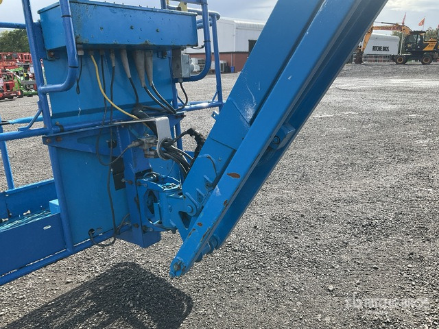 2014 Genie Z45/25J 2WD Dual Fuel Articulating Boom Lift - Articulated boom: picture 5 2014 Genie Z45/25J 2WD Dual Fuel Articulating Boom Lift - Articulated boom: picture 5