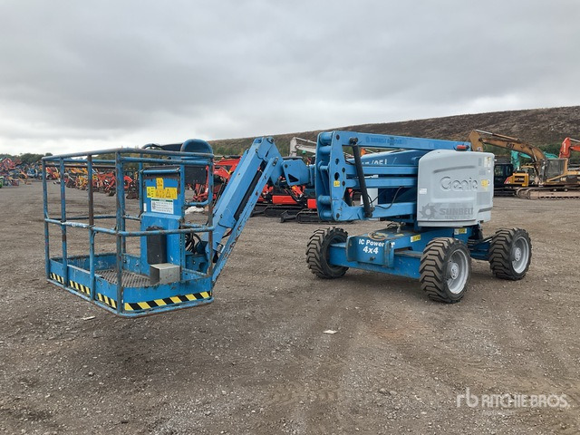 2014 Genie Z45/25J 4WD Diesel Articulating Boom Lift - Articulated boom: picture 3 2014 Genie Z45/25J 4WD Diesel Articulating Boom Lift - Articulated boom: picture 3
