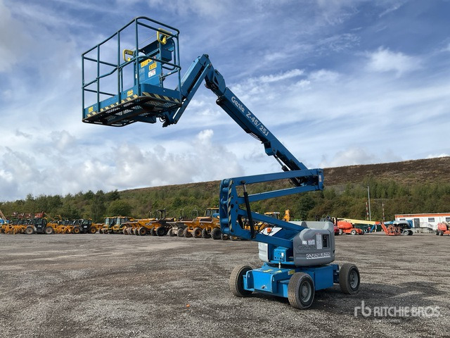 2014 Genie Z45/25J Articulating Boom Lift - Articulated boom: picture 2 2014 Genie Z45/25J Articulating Boom Lift - Articulated boom: picture 2