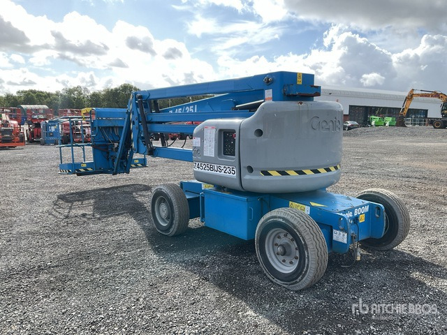 2014 Genie Z45/25J Articulating Boom Lift - Articulated boom: picture 3 2014 Genie Z45/25J Articulating Boom Lift - Articulated boom: picture 3