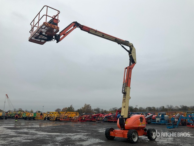 2014 JLG 600AJ 4WD Diesel Articulating Boom Lift - Articulated boom: picture 1 2014 JLG 600AJ 4WD Diesel Articulating Boom Lift - Articulated boom: picture 1