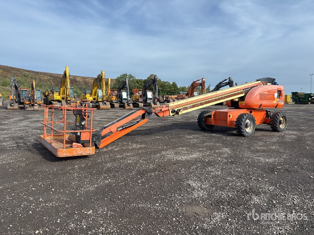 2014 JLG 660SJ 4WD Diesel Articulating Boom Lift - Articulated boom: picture 4 2014 JLG 660SJ 4WD Diesel Articulating Boom Lift - Articulated boom: picture 4