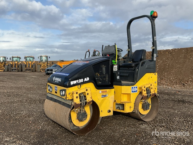 2015 Bomag 120AD-5 Double Drum Roller - Road roller: picture 1 2015 Bomag 120AD-5 Double Drum Roller - Road roller: picture 1