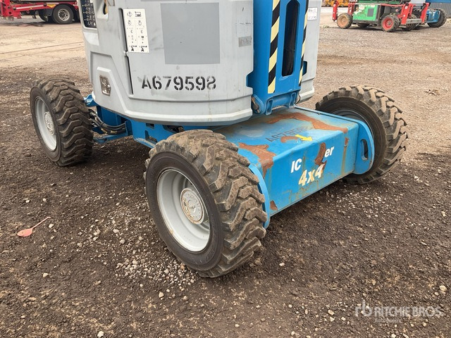 2015 Genie Z34/22 4WD Diesel Articulating Boom Lift - Articulated boom: picture 5 2015 Genie Z34/22 4WD Diesel Articulating Boom Lift - Articulated boom: picture 5