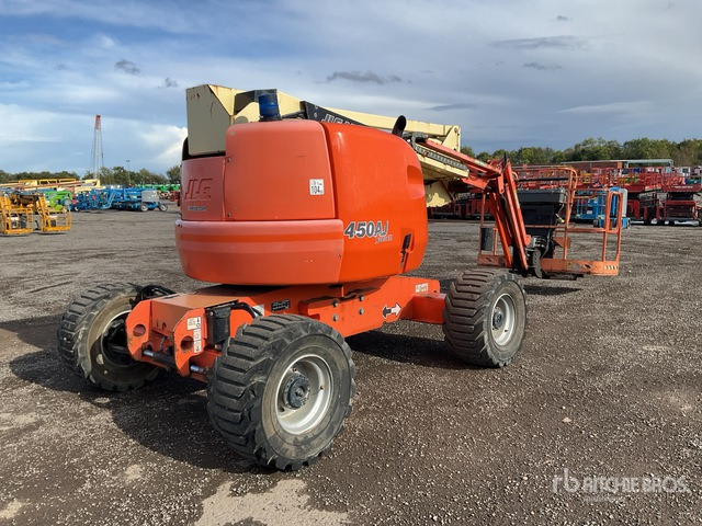 2015 JLG 450AJ 4WD Diesel Articulating Boom Lift - Articulated boom: picture 4 2015 JLG 450AJ 4WD Diesel Articulating Boom Lift - Articulated boom: picture 4