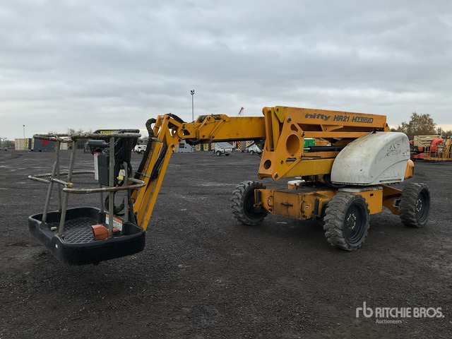 2015 Nifty-Lift HR21-141 4WD Hybrid Articulating Boom Lift - Articulated boom: picture 4 2015 Nifty-Lift HR21-141 4WD Hybrid Articulating Boom Lift - Articulated boom: picture 4
