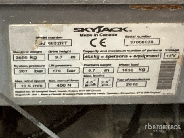 2015 Skyjack SJ6832 4x4 Diesel Scissor Lift - Scissor lift: picture 4 2015 Skyjack SJ6832 4x4 Diesel Scissor Lift - Scissor lift: picture 4