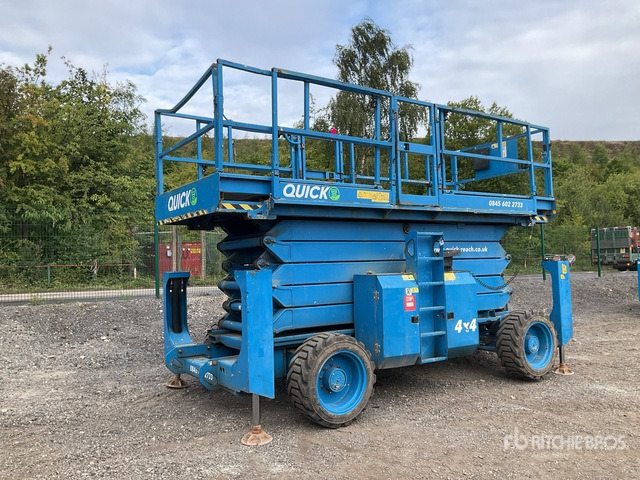 2016 Genie GS-5390 4x4 Diesel Scissor Lift - Scissor lift: picture 1 2016 Genie GS-5390 4x4 Diesel Scissor Lift - Scissor lift: picture 1